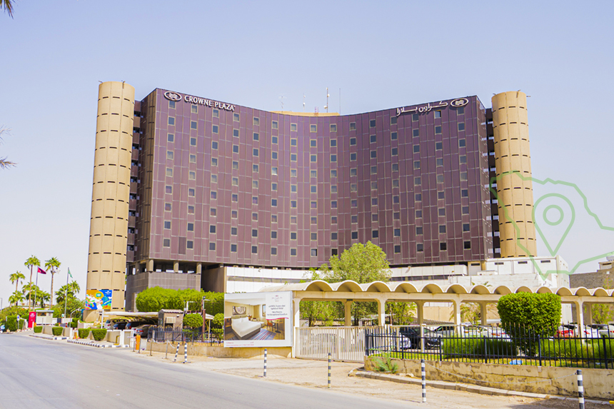 فندق كراون بلازا