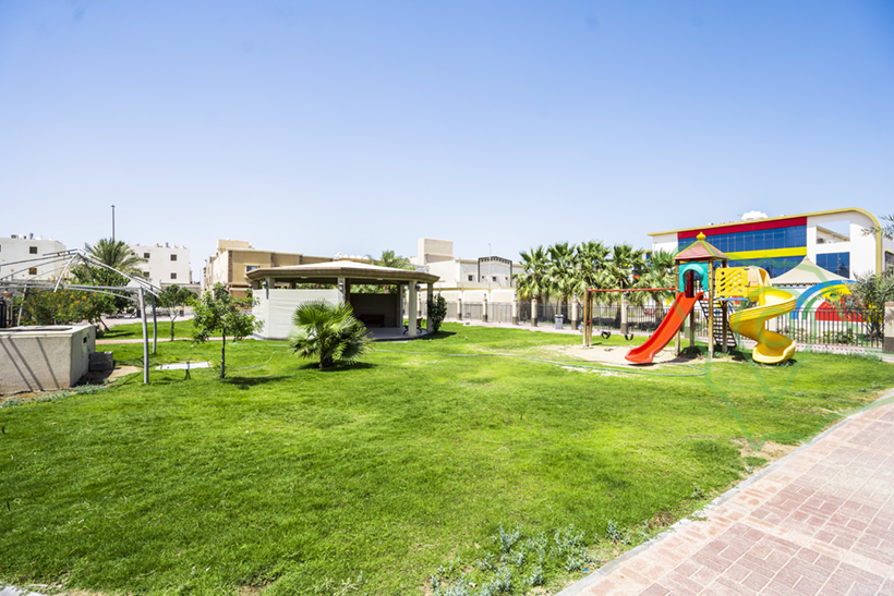 حديقة شاطئ البحيرة