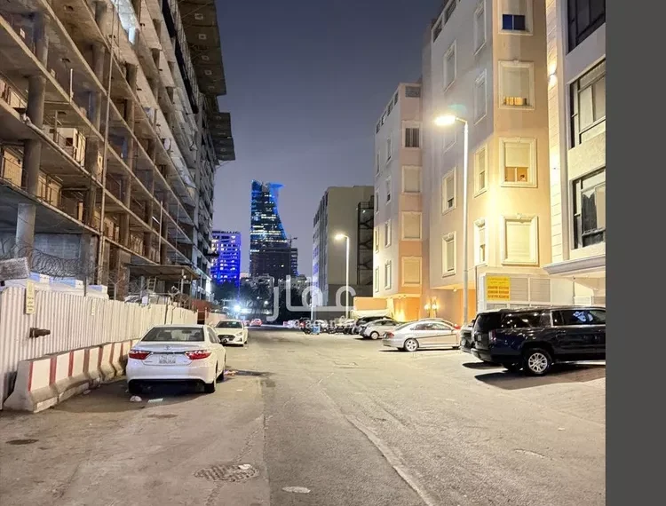 مقارنة بين العقارات السكنية والتجارية في السعودية: أيهم أفضل لاستثمارك ؟